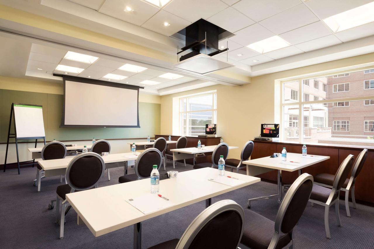 The H Hotel Midland Bagian luar foto