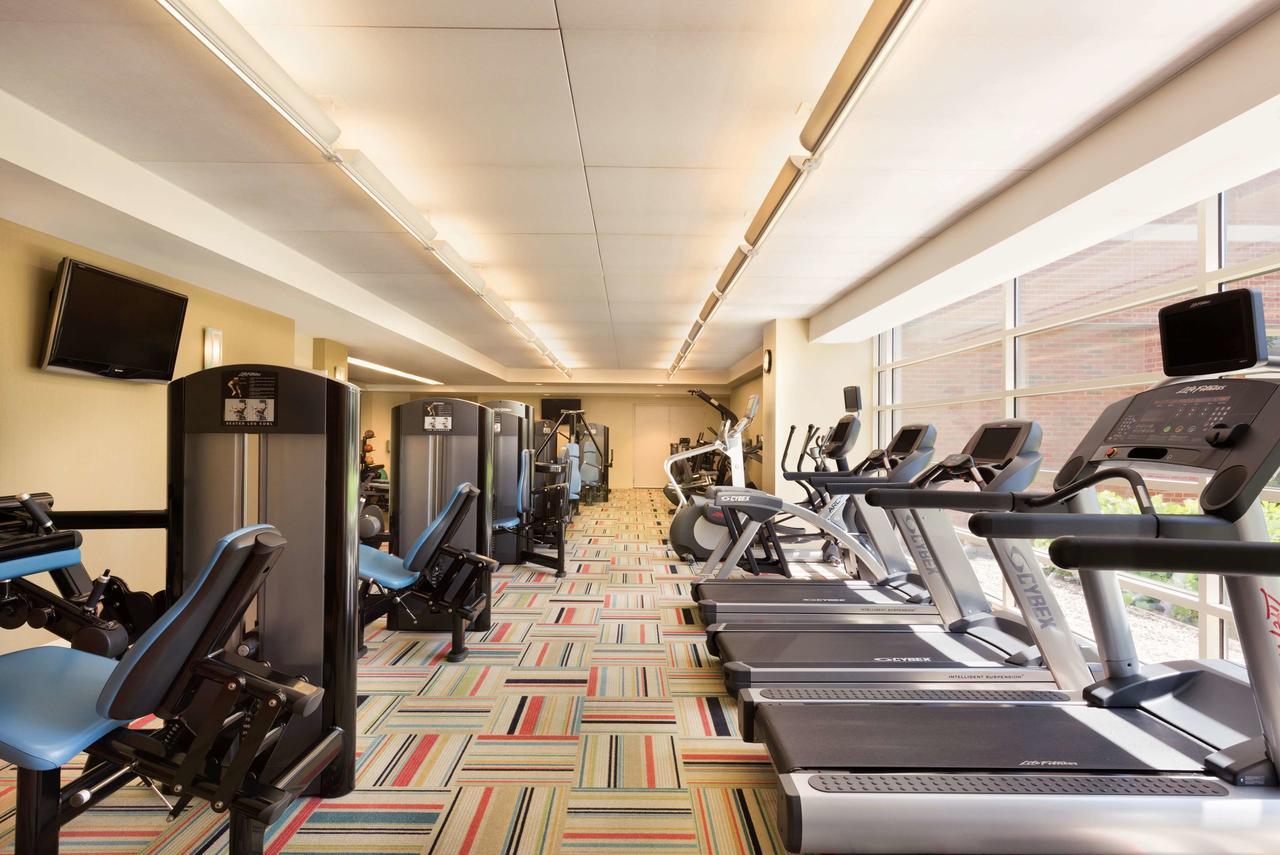 The H Hotel Midland Bagian luar foto