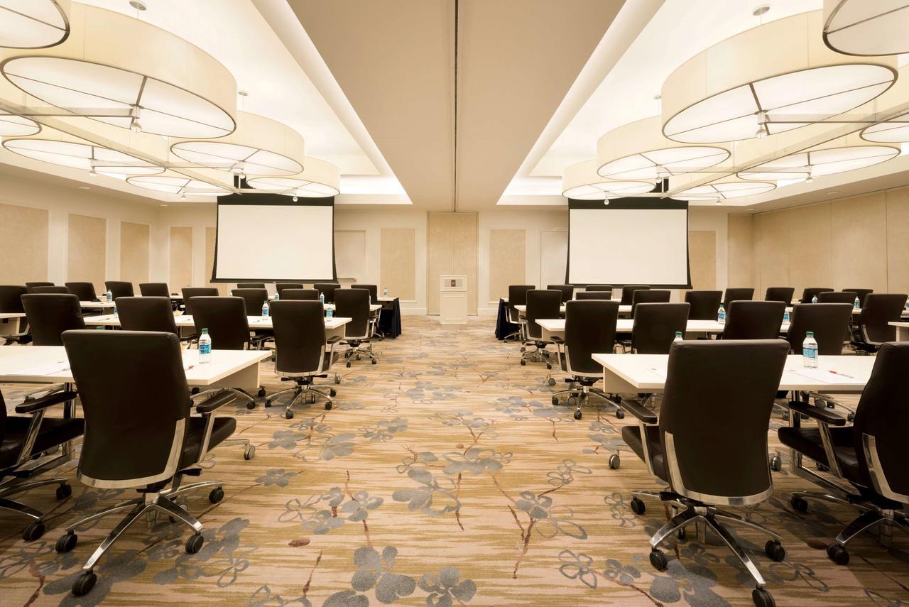 The H Hotel Midland Bagian luar foto