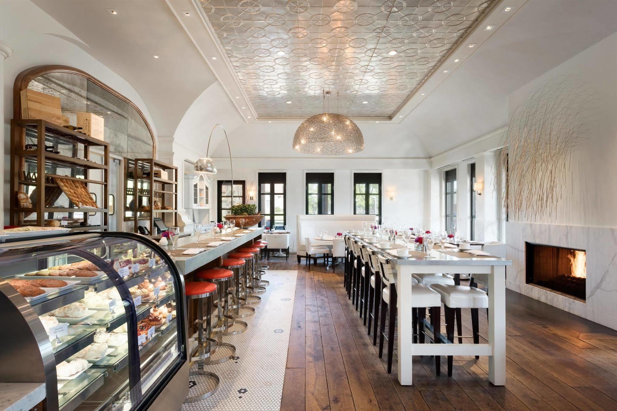 The H Hotel Midland Bagian luar foto