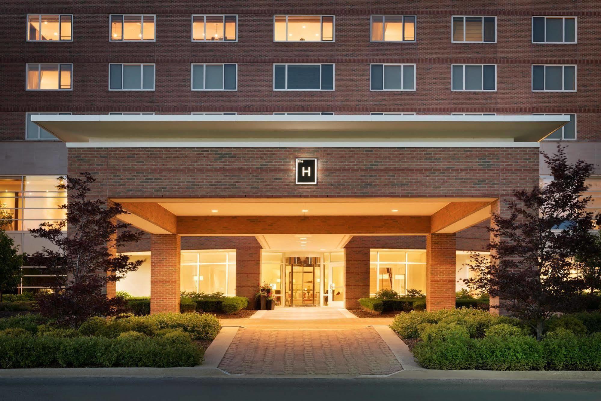 The H Hotel Midland Bagian luar foto