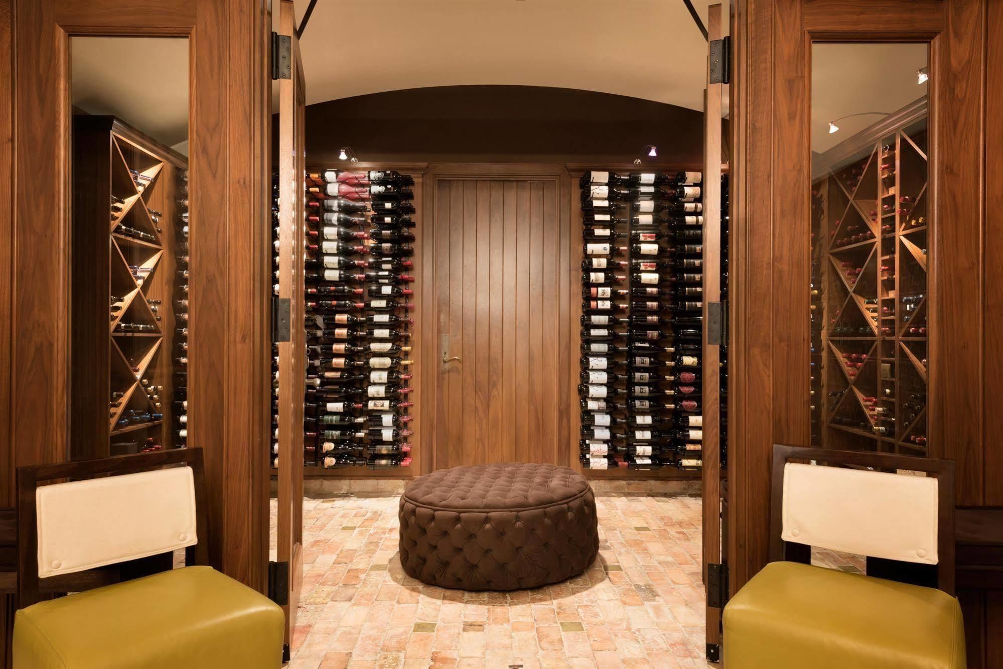 The H Hotel Midland Bagian luar foto